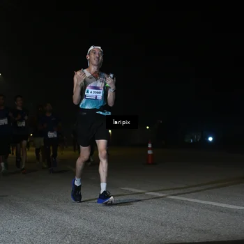 Runner Photo 7566932