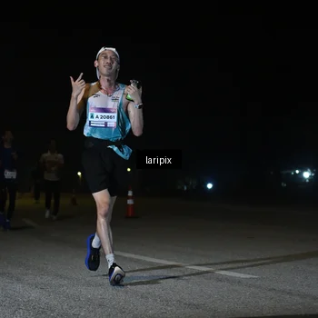 Runner Photo 7566975