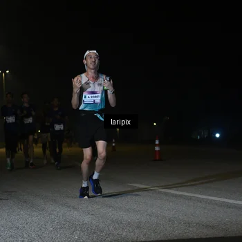 Runner Photo 7566983