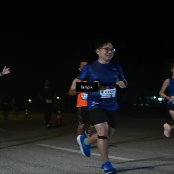 Runner Photo 7567084