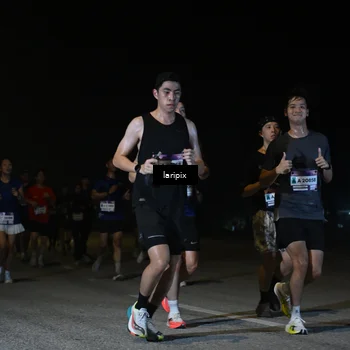 Runner Photo 7567324
