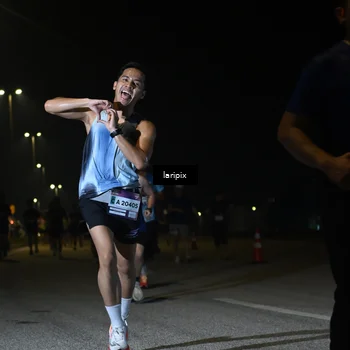 Runner Photo 7567437