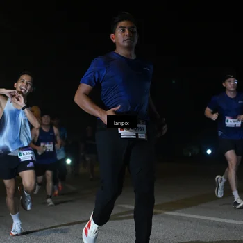 Runner Photo 7567438
