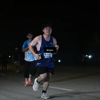 Runner Photo 7567442