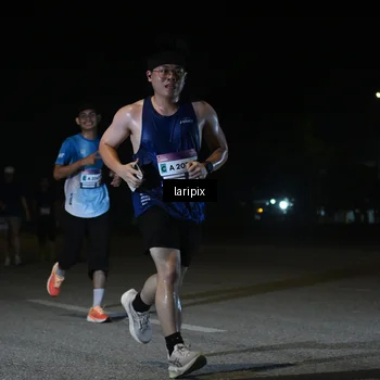 Runner Photo 7567444