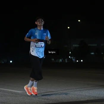 Runner Photo 7567449