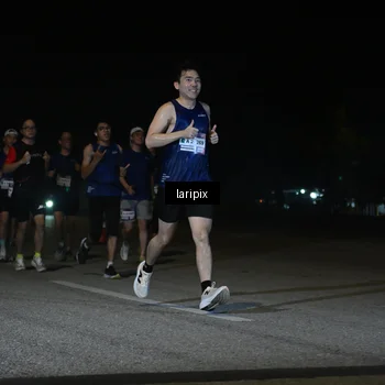 Runner Photo 7567453