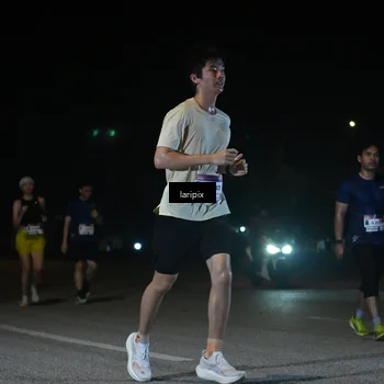 Runner Photo 7567473
