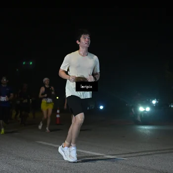 Runner Photo 7567474