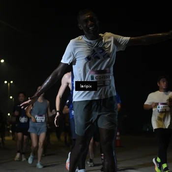 Runner Photo 7567758