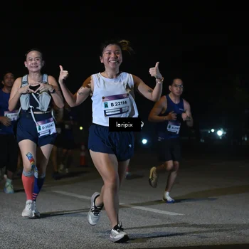 Runner Photo 7567777