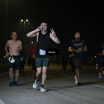 Runner Photo 7567785