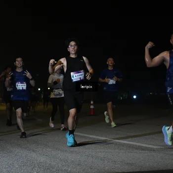 Runner Photo 7567899