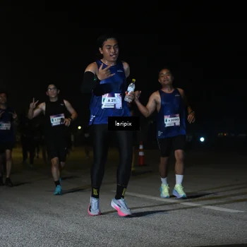 Runner Photo 7567903