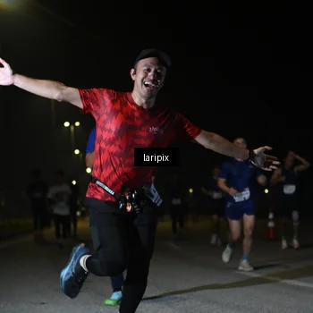 Runner Photo 7568008