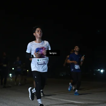 Runner Photo 7568041