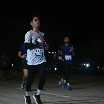 Runner Photo 7568113