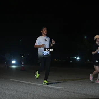 Runner Photo 7568174