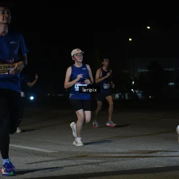 Runner Photo 7568395