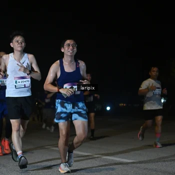 Runner Photo 7568408