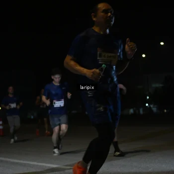 Runner Photo 7568412