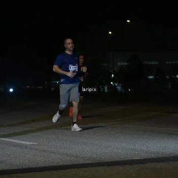 Runner Photo 7568422