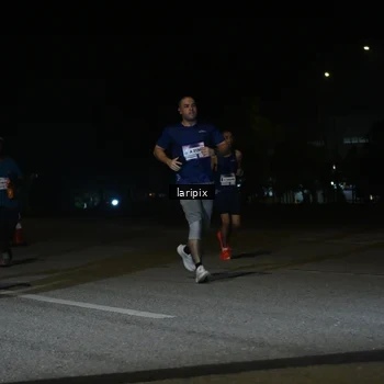 Runner Photo 7568426
