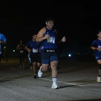 Runner Photo 7568431