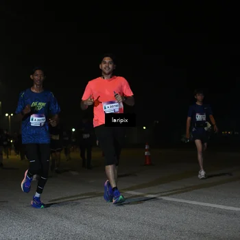 Runner Photo 7568496