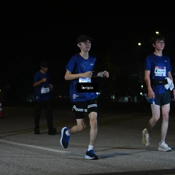 Runner Photo 7568507