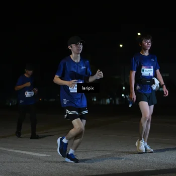 Runner Photo 7568515