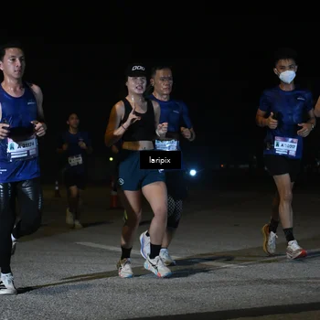 Runner Photo 7568537