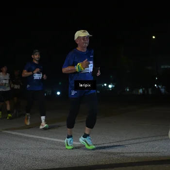 Runner Photo 7568549