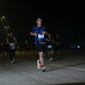 Runner Photo 7568560