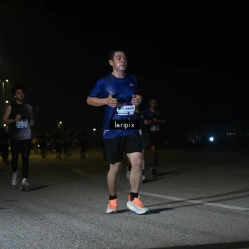 Runner Photo 7568564