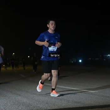Runner Photo 7568568