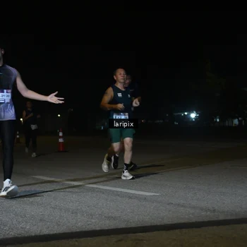 Runner Photo 7568575
