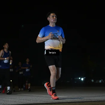 Runner Photo 7568591