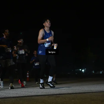 Runner Photo 7568600