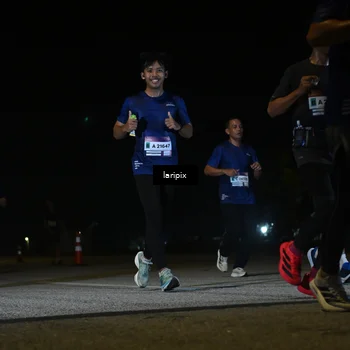 Runner Photo 7568602