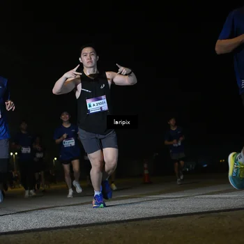 Runner Photo 7568608