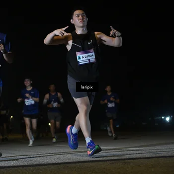 Runner Photo 7568613