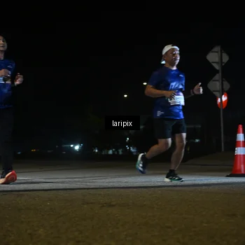 Runner Photo 7568627