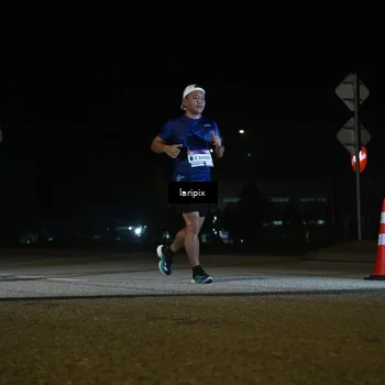 Runner Photo 7568631