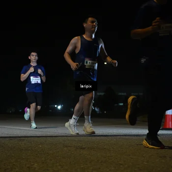 Runner Photo 7568634