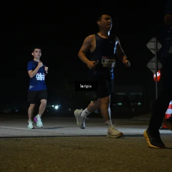 Runner Photo 7568642