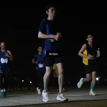Runner Photo 7568644