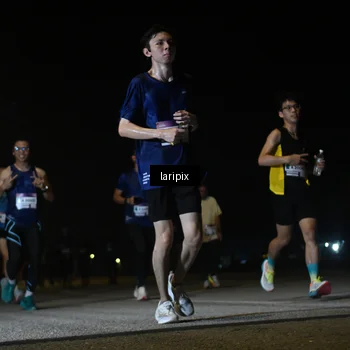 Runner Photo 7568645