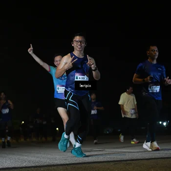 Runner Photo 7568649