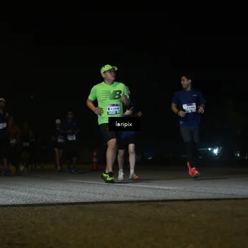 Runner Photo 7568672